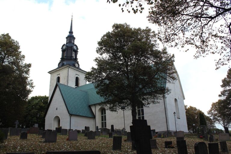 Västerlövsta Church: A Late-Medieval Parish Church in Heby, Sweden