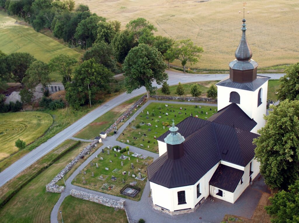 Östra Ryds Church: A Parish Church in Åkersberga, Sweden 2 Östra Ryds Church