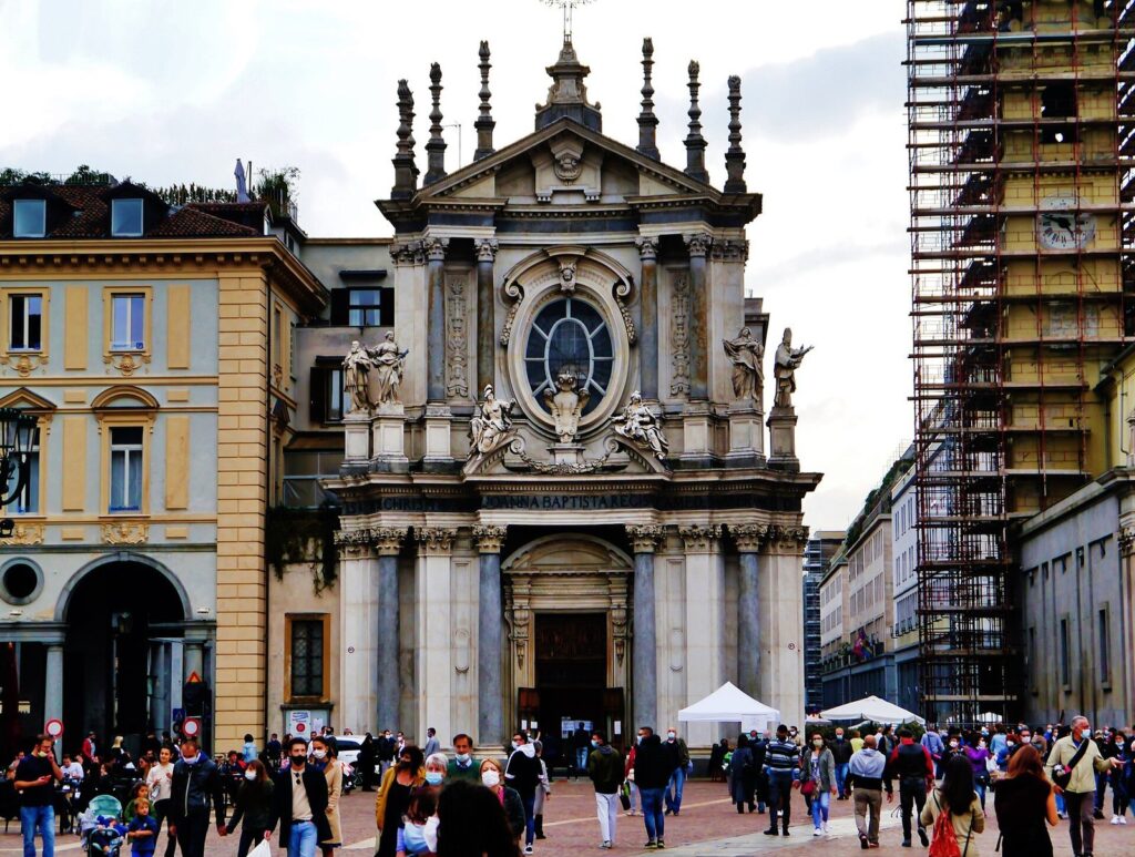 Santa Cristina, Turin: A Baroque Catholic Church 1 Santa Cristina, Turin