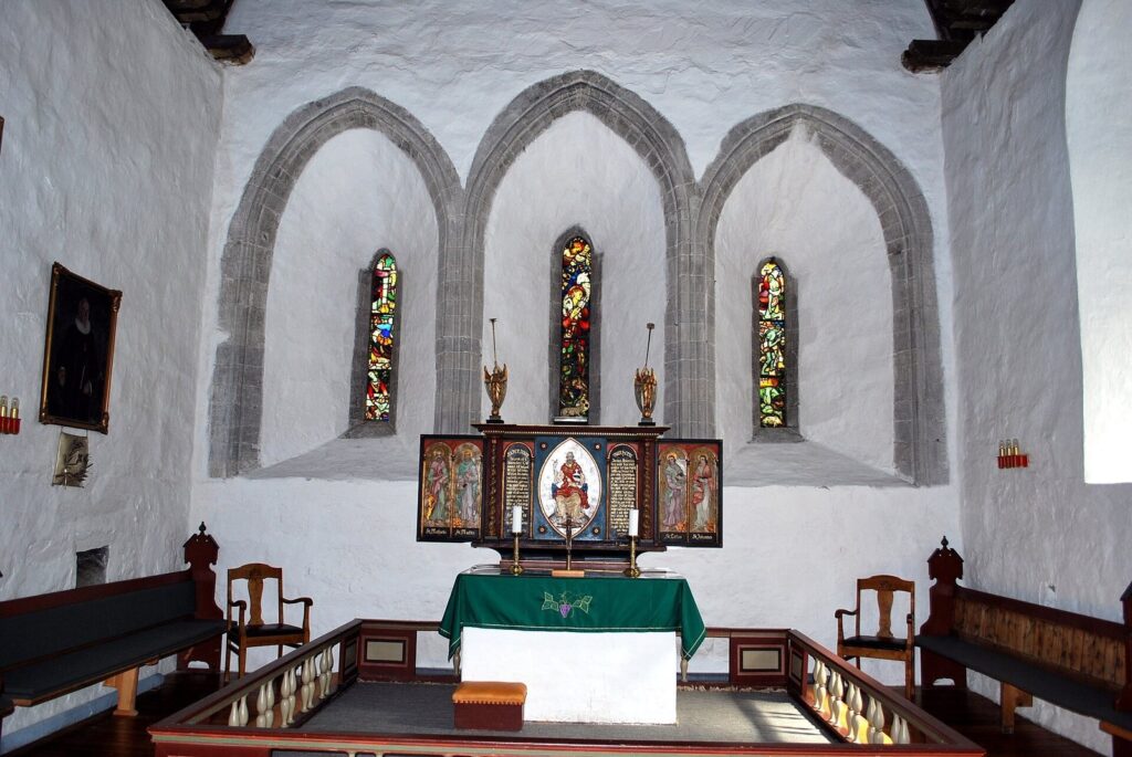Vangen Church: A Medieval Stone Parish Church in Norway 3 Vangen Church
