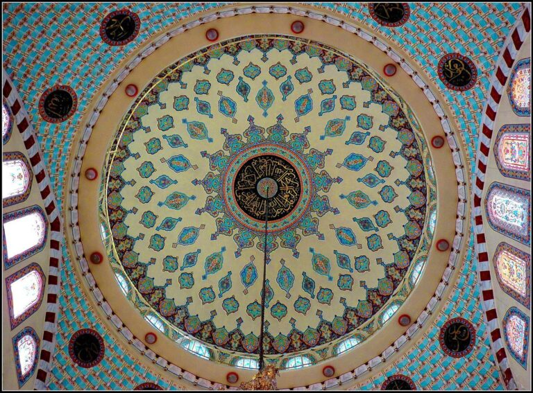 Kemeraltı Mosque: An Ottoman Mosque in İzmir