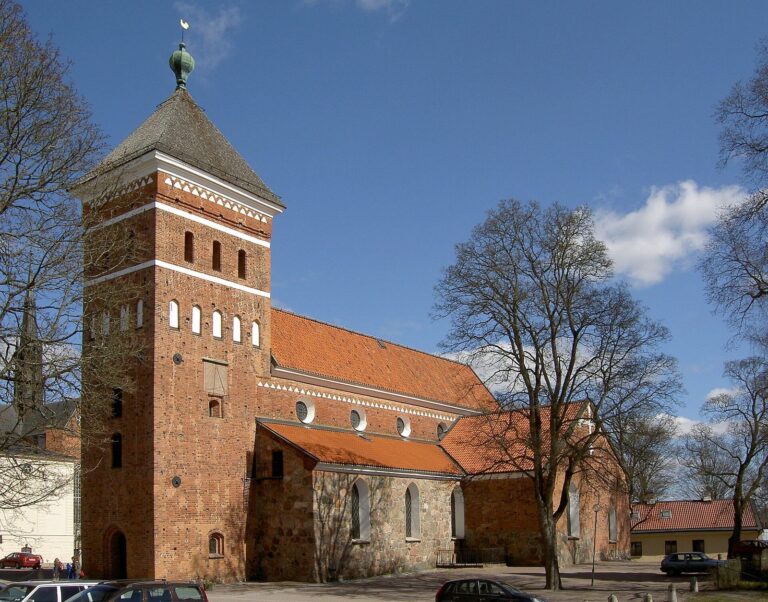 Holy Trinity Church, Uppsala: A Medieval Parish Church in Sweden