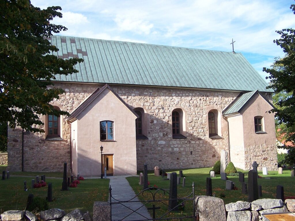 Halltorp Church: A Medieval Parish Church in Sweden 1 Halltorp Church