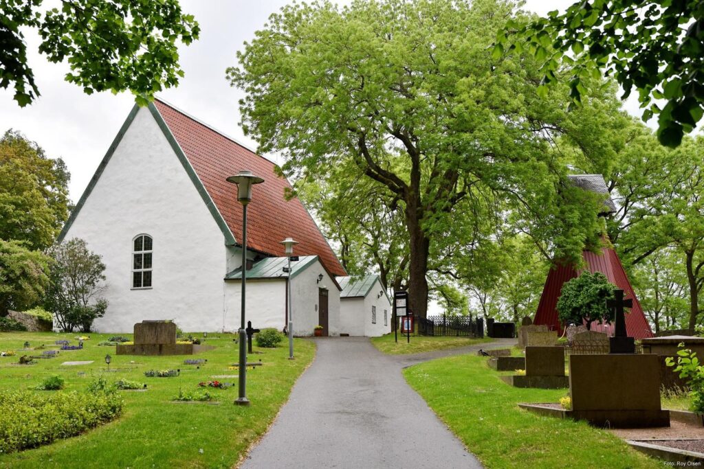 Lundby Old Church: A Medieval Gothic Church in Gothenburg 2 Lundby Old Church