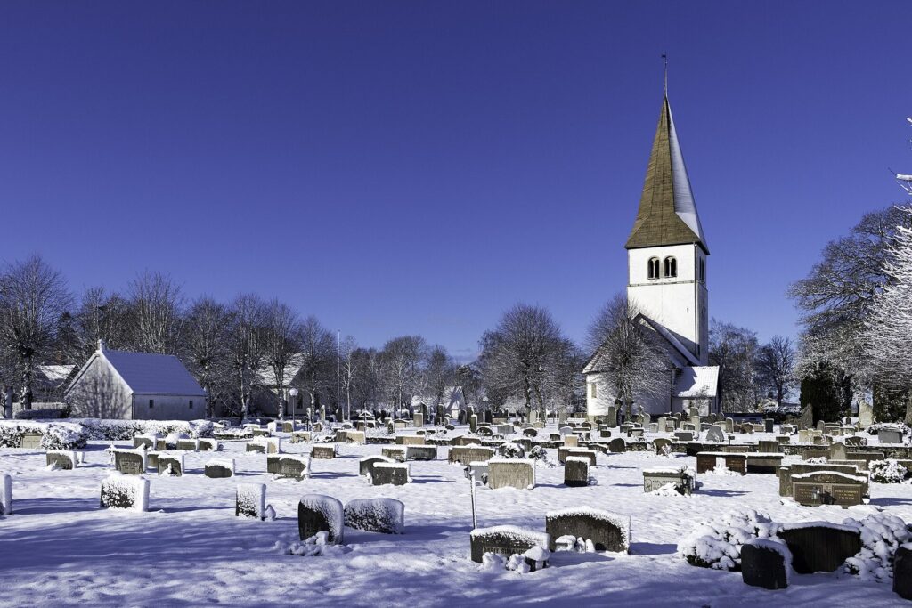 Hemse Church: A Medieval Romanesque Church in Sweden 1 Hemse Church