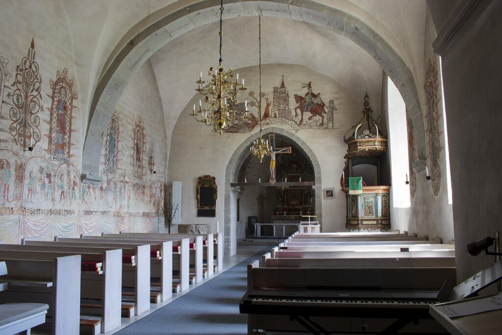 Hemse Church: A Medieval Romanesque Church in Sweden 2 Hemse Church