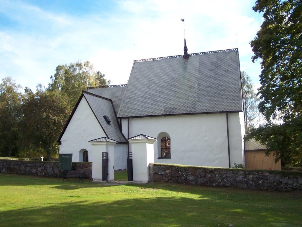 Alnön Old Church: A Medieval Stone Church in Sweden 1 Alnön old church