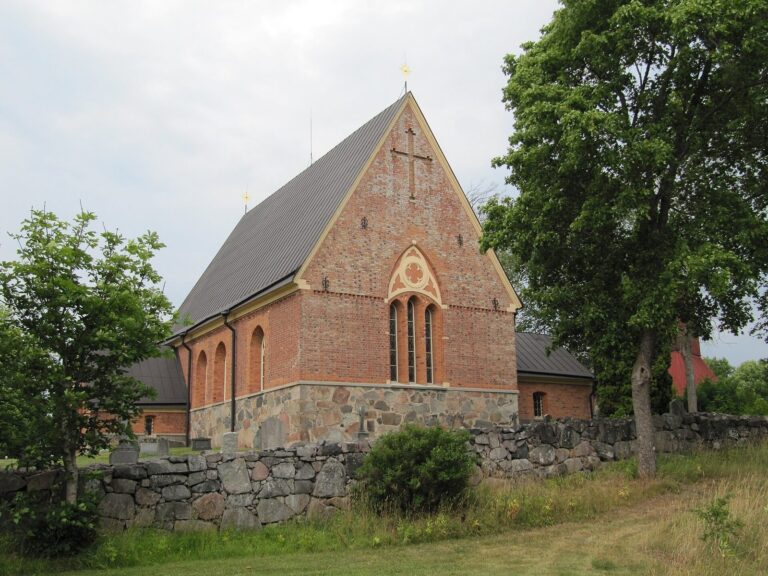 Tuna Church: A Medieval Church in Sweden