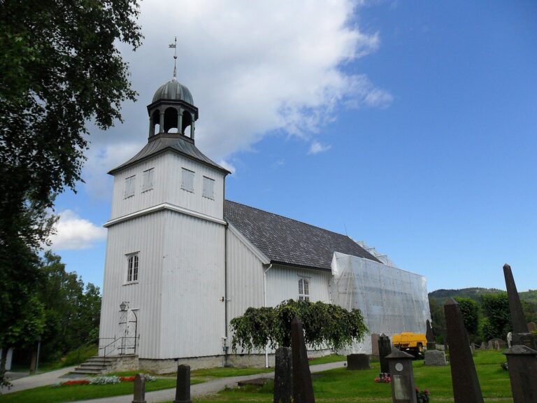 Eidanger Church: A Medieval Parish Church in Norway