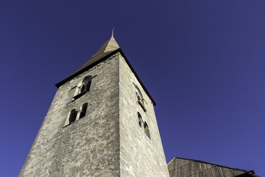 Källunge Church: A Medieval Stone Church on Gotland 2 Källunge church