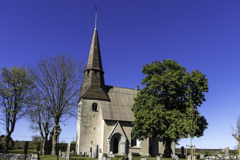 Ardre Church: A Medieval Parish Church in Ljugarn, Sweden