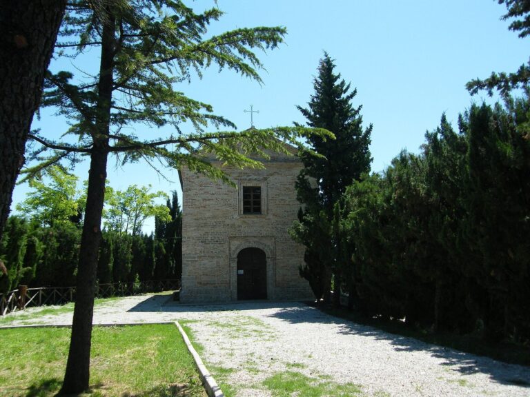 Museo civico archeologico Monte Rinaldo: An Archaeological Museum in Italy