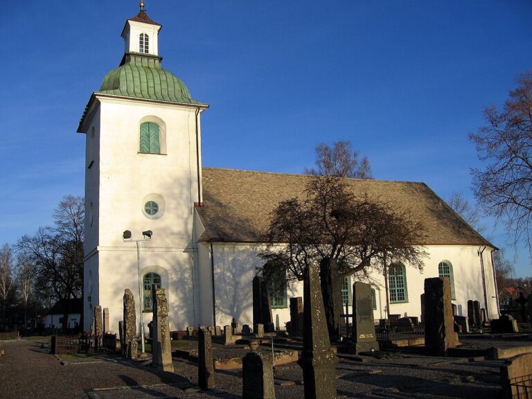 Mikaelikyrkan: A 17th-Century Church in Arvika, Sweden