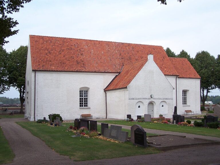 Gualöv Church: A Medieval Parish Church in Sweden