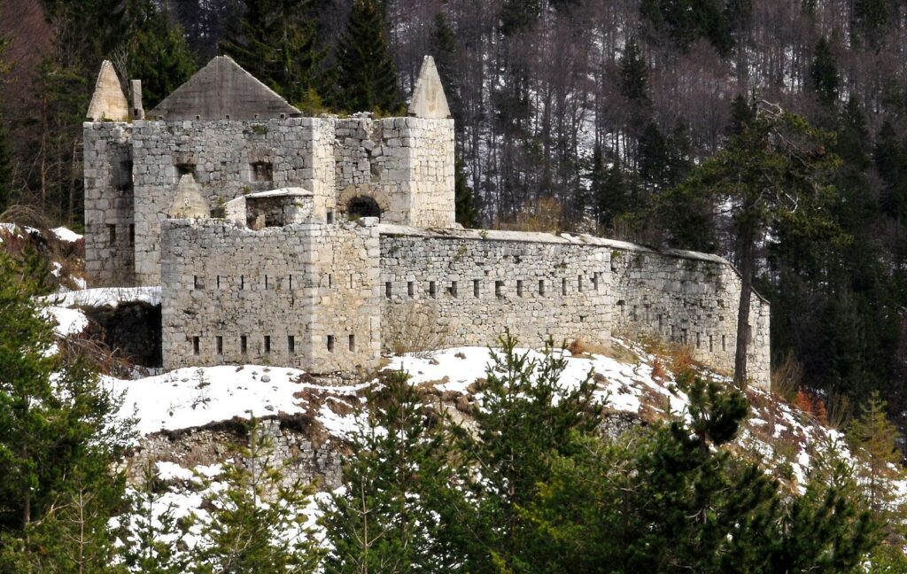 Fort Predel: An Austrian Pass Fortification in Slovenia 1 Fort Predel