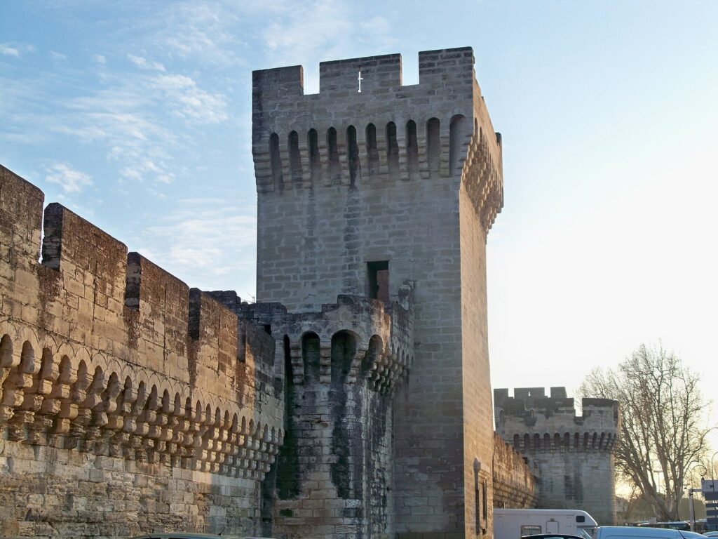 Avignon City Walls: The Medieval Defensive Circuit of Avignon, France 2 Avignon city wall