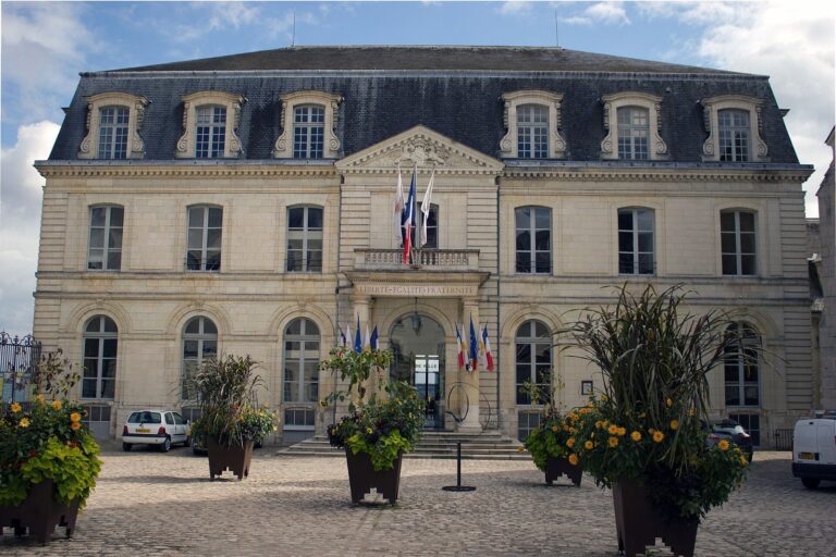 Blois City Hall: Municipal Offices in a Former Episcopal Palace