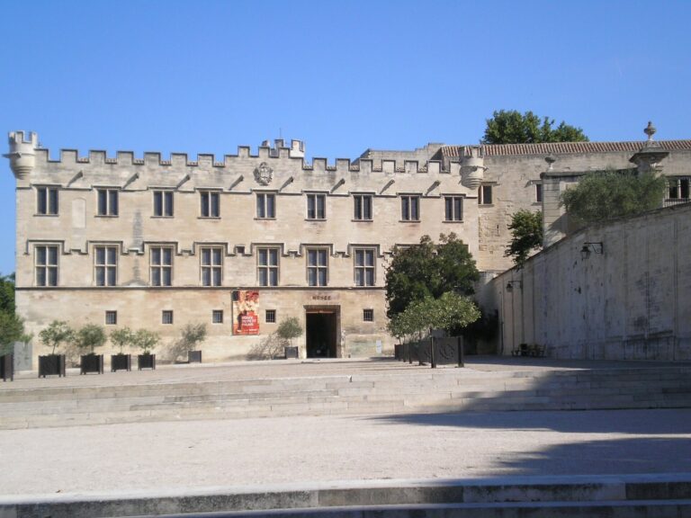 Petit Palais, Avignon: A Cardinal-Bishops’ Palace and Museum
