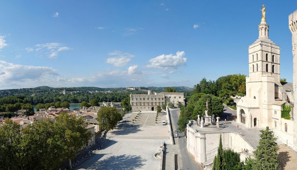 Petit Palais, Avignon: A Cardinal-Bishops’ Palace and Museum 2 Petit Palais, Avignon