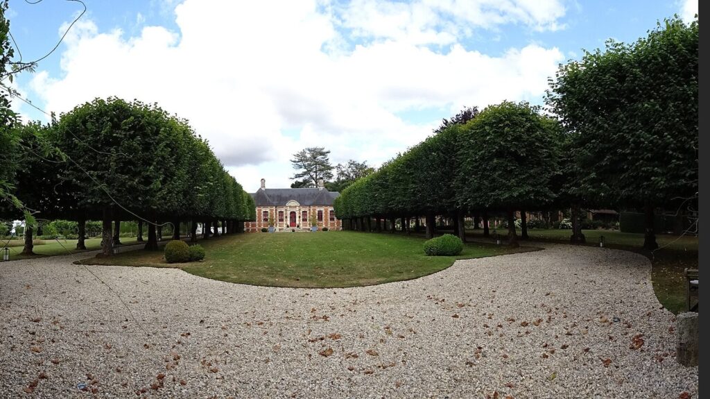 Manoir Saint-Calais de Louversey: A Seventeenth-Century Hunting Pavilion in Normandy 2 Manoir Saint-Calais de Louversey
