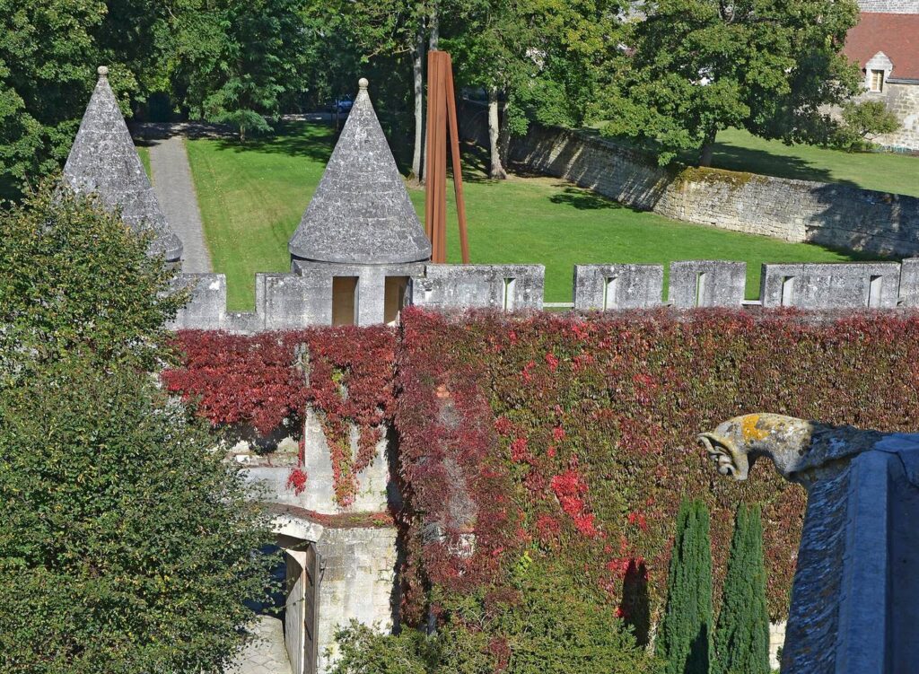 Château de Vez: A Medieval Fortified Castle in France 3 Donjon de Vez