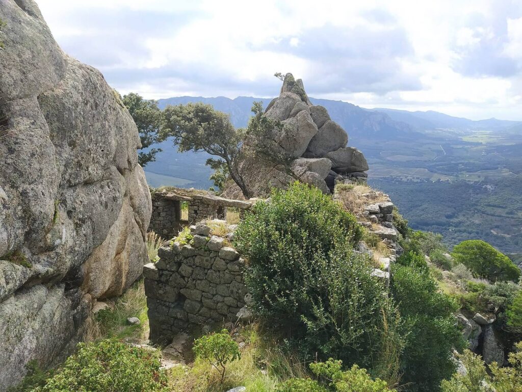 Casteddu di Baricci: A Medieval Castle in Corsica 1 Casteddu di Baricci
