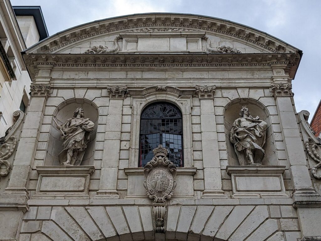 Temple Bar Gate: The City of London's Historic Boundary Gateway 2 Temple Bar Gate