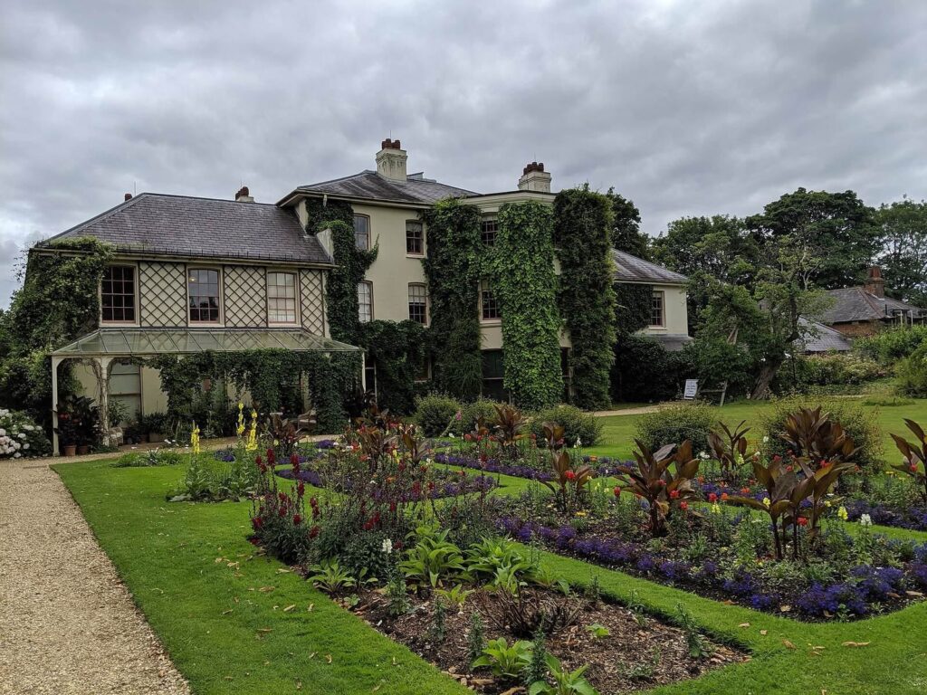 Down House: Charles Darwin’s Home and Scientific Workplace 1 Down House