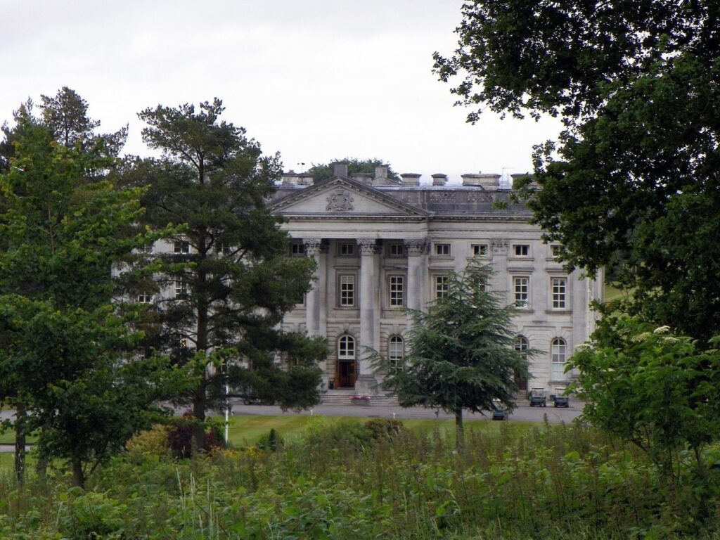 Moor Park: A Neo-Palladian Mansion and Estate in Hertfordshire 1 Moor Park