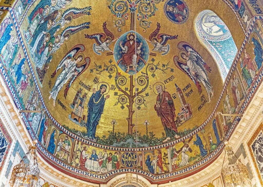 Westminster Cathedral: The Mother Church of the Archdiocese of Westminster 2 Westminster Cathedral
