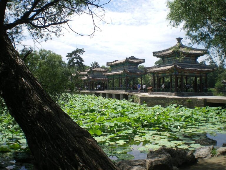 Chengde Mountain Resort and Its Outlying Temples: A Qing Imperial Complex