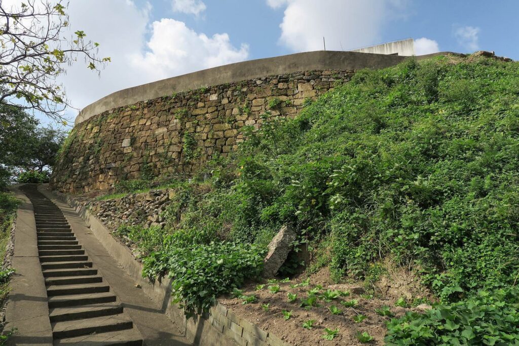 Hongyuan Fort