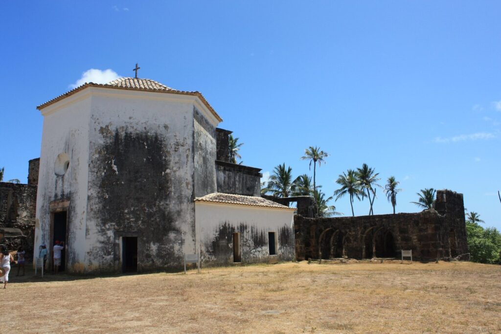 Garcia d'Ávila Tower House