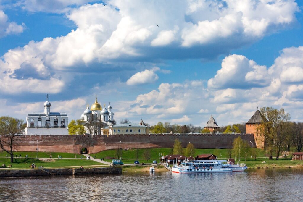 Novgorod Kremlin: Fortress and Political Center of Medieval Novgorod 2 Novgorod Kremlin
