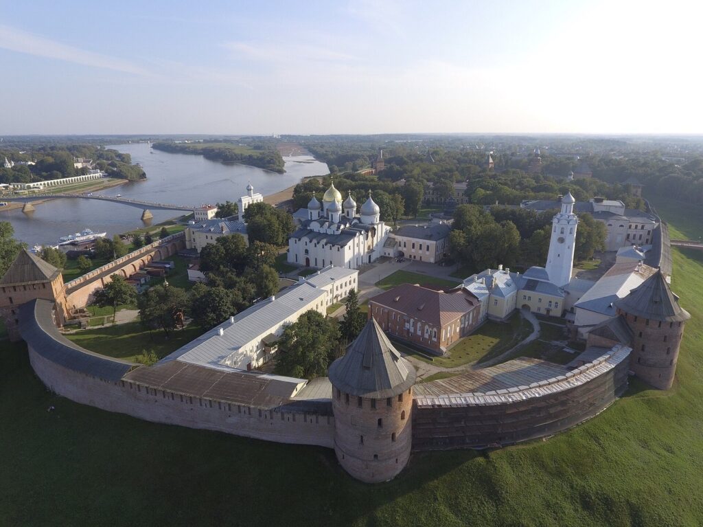 Novgorod Kremlin: Fortress and Political Center of Medieval Novgorod 3 Novgorod Kremlin