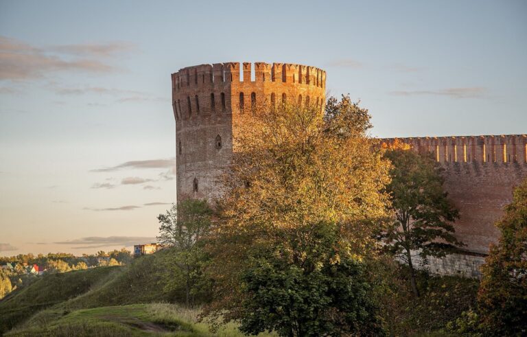 Smolensk Kremlin: A Russian Defensive Fortress