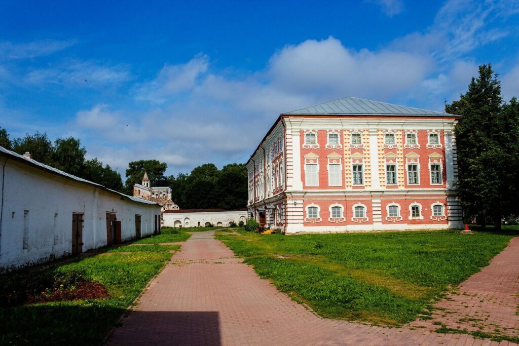 Vologda Kremlin: Ivan IV’s Sixteenth-Century Fortress 3 Vologda Kremlin