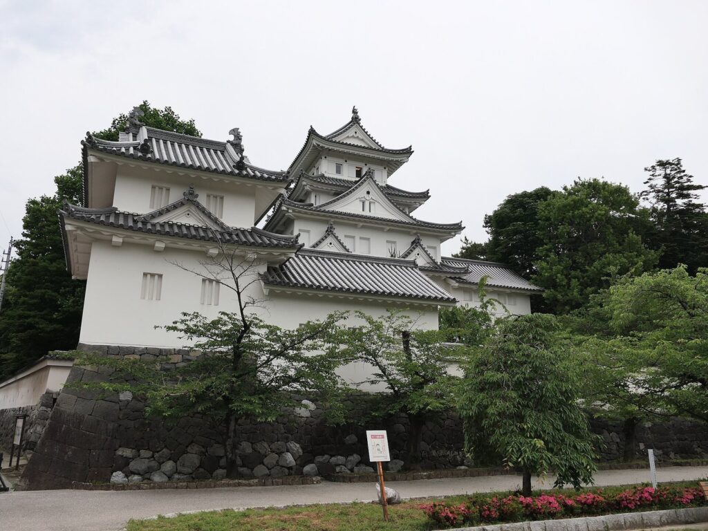 Ōgaki Castle: A Strategic Lowland Castle in Mino, Japan 1 Ōgaki Castle