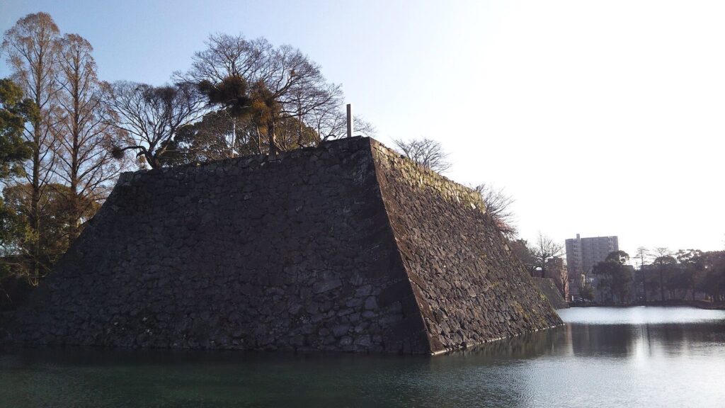 Yatsushiro Castle: A Feudal Stronghold on the Kuma River 3 Yatsushiro Castle