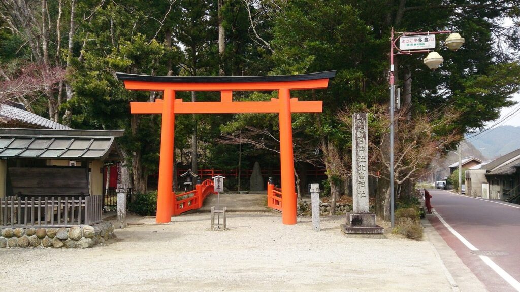 Kitabatake Shrine: A Shinto Shrine at a Former Clan Residence 1 Kitabatake Shrine
