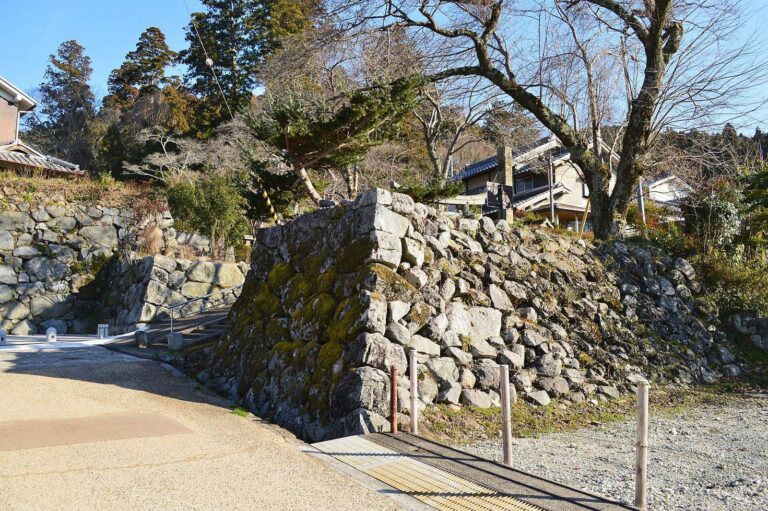 Uda Matsuyama Castle: A Mountain Castle in Japan