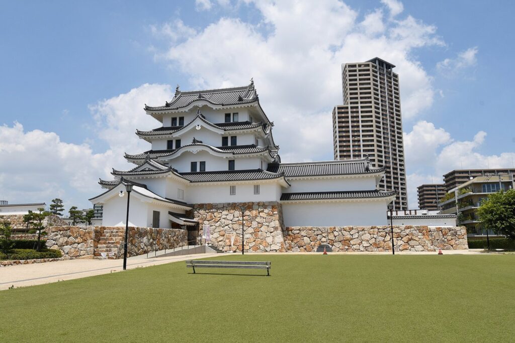 Amagasaki Castle: Administrative Headquarters of the Amagasaki Domain 1 Amagasaki Castle