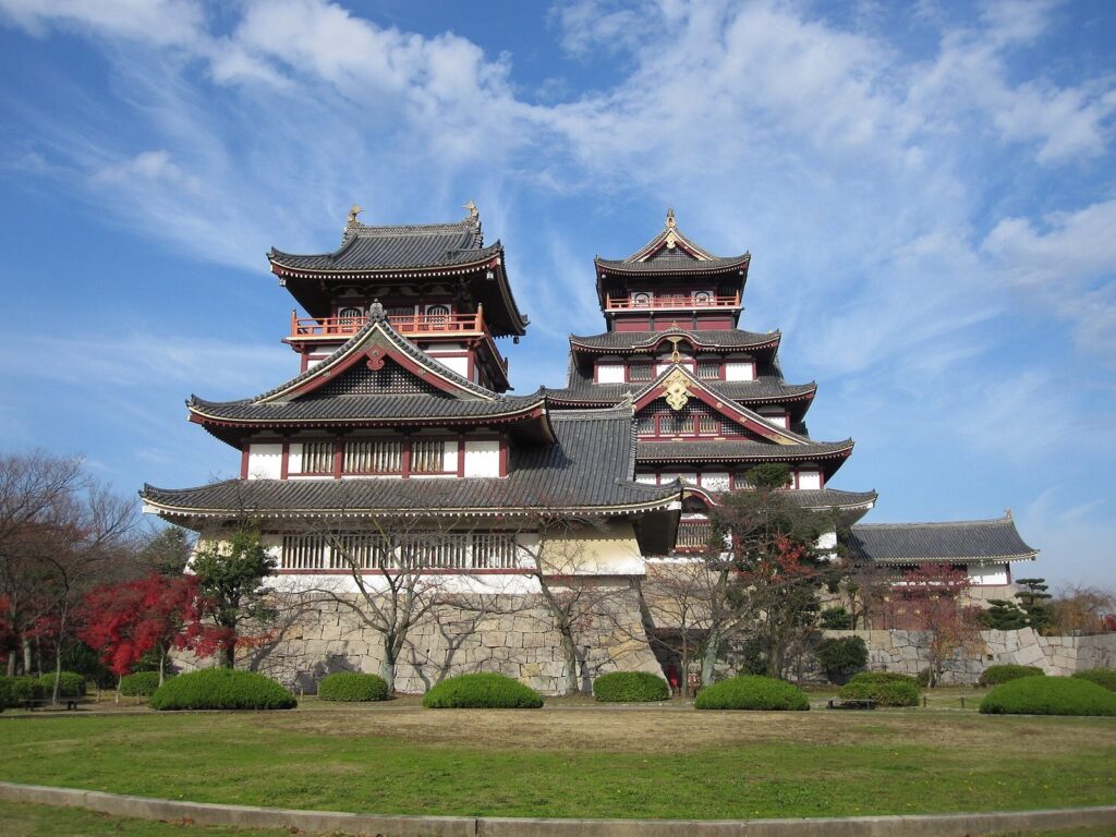Fushimi Castle: Hideyoshi’s Political Residence and Hill Fortress 1 Fushimi Castle