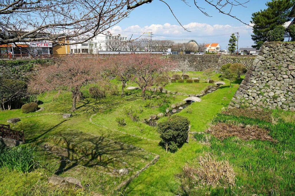 Shimabara Castle: Seat of Government for Shimabara Domain 3 Shimabara Castle