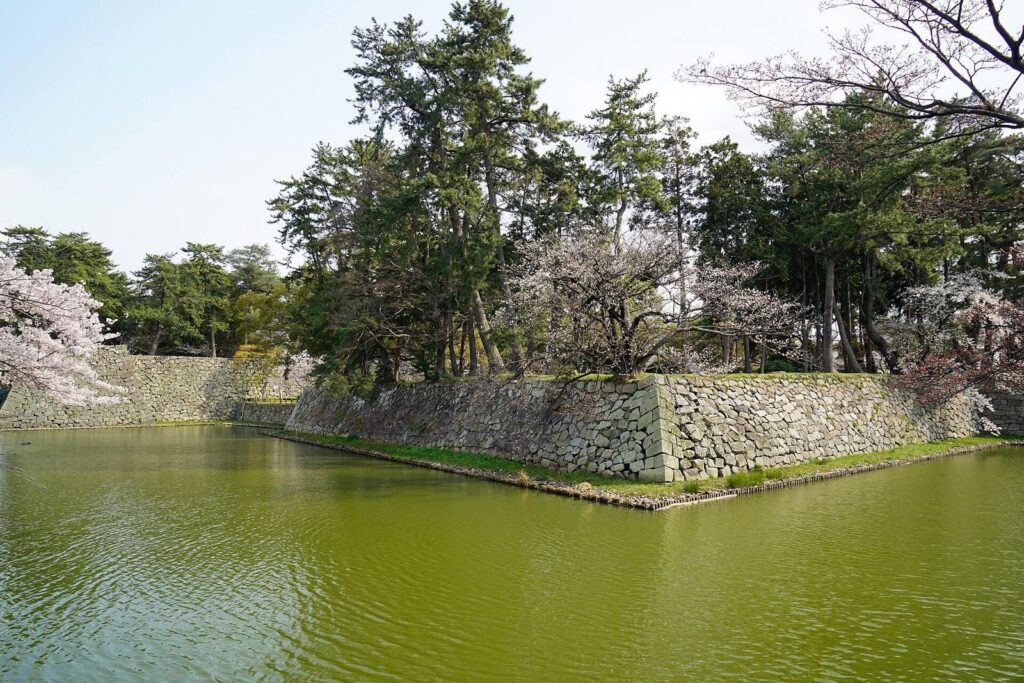 Tsu Castle: Seat of Tsu Domain in Japan 2 Tsu Castle