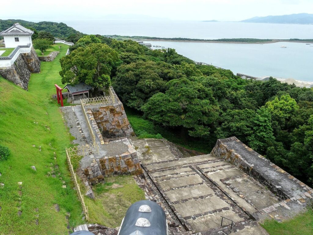 Tomioka Castle: A Castle Built to Govern Amakusa 3 Tomioka Castle