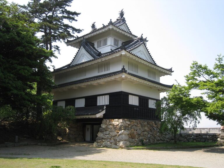 Yoshida Castle: A Strategic Stronghold and Domain Seat on the Tokaido