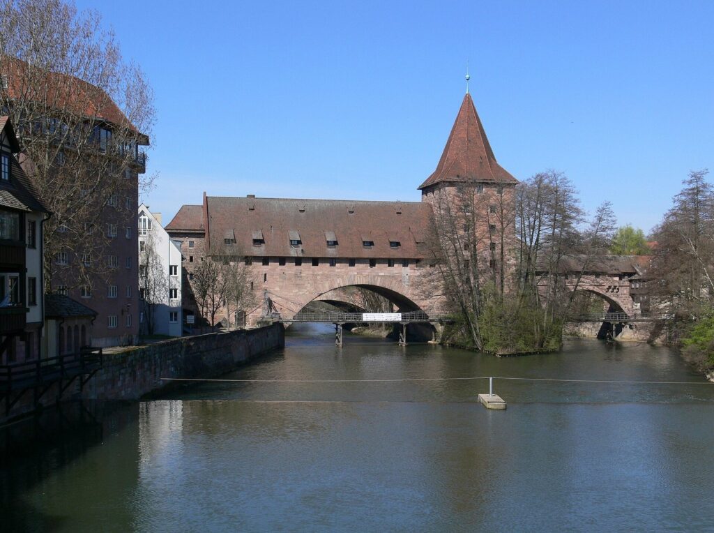 City Walls of Nuremberg: Medieval and Early Modern Fortifications 1 City walls of Nuremberg