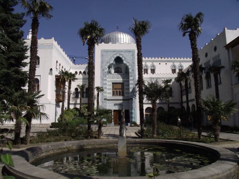 Dulber: A Moorish Revival Palace and Romanov Refuge in Ukraine