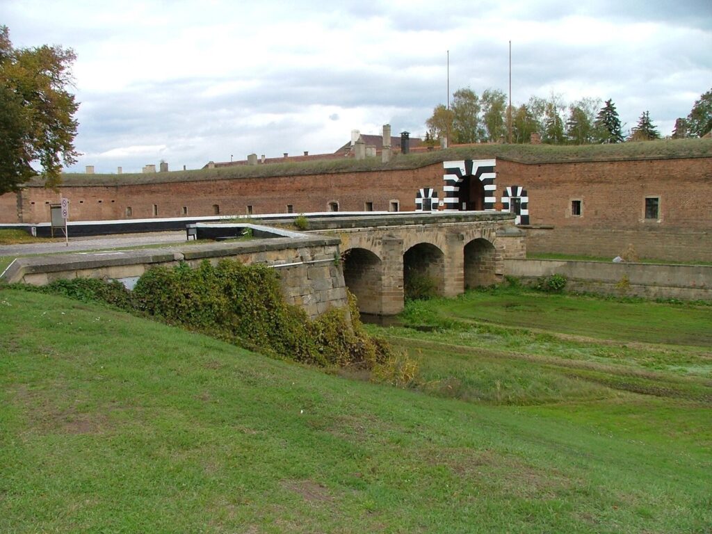 Theresienstadt Small Fortress: A Military Stronghold and Prison 2 Theresienstadt Small Fortress